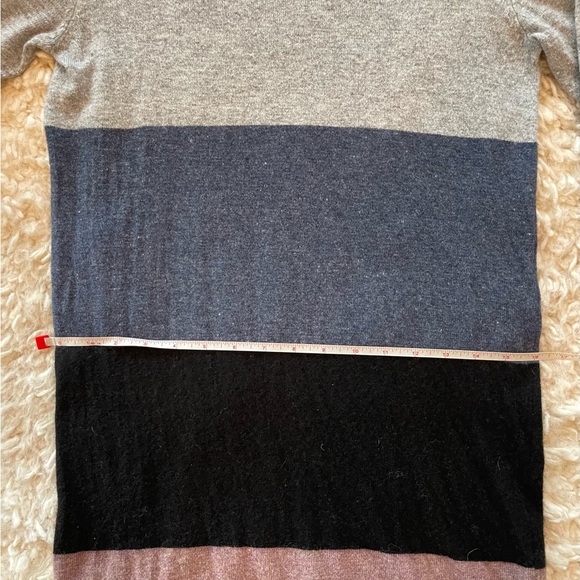 Striped sweater dress Women’s size medium - Picture 5 of 5